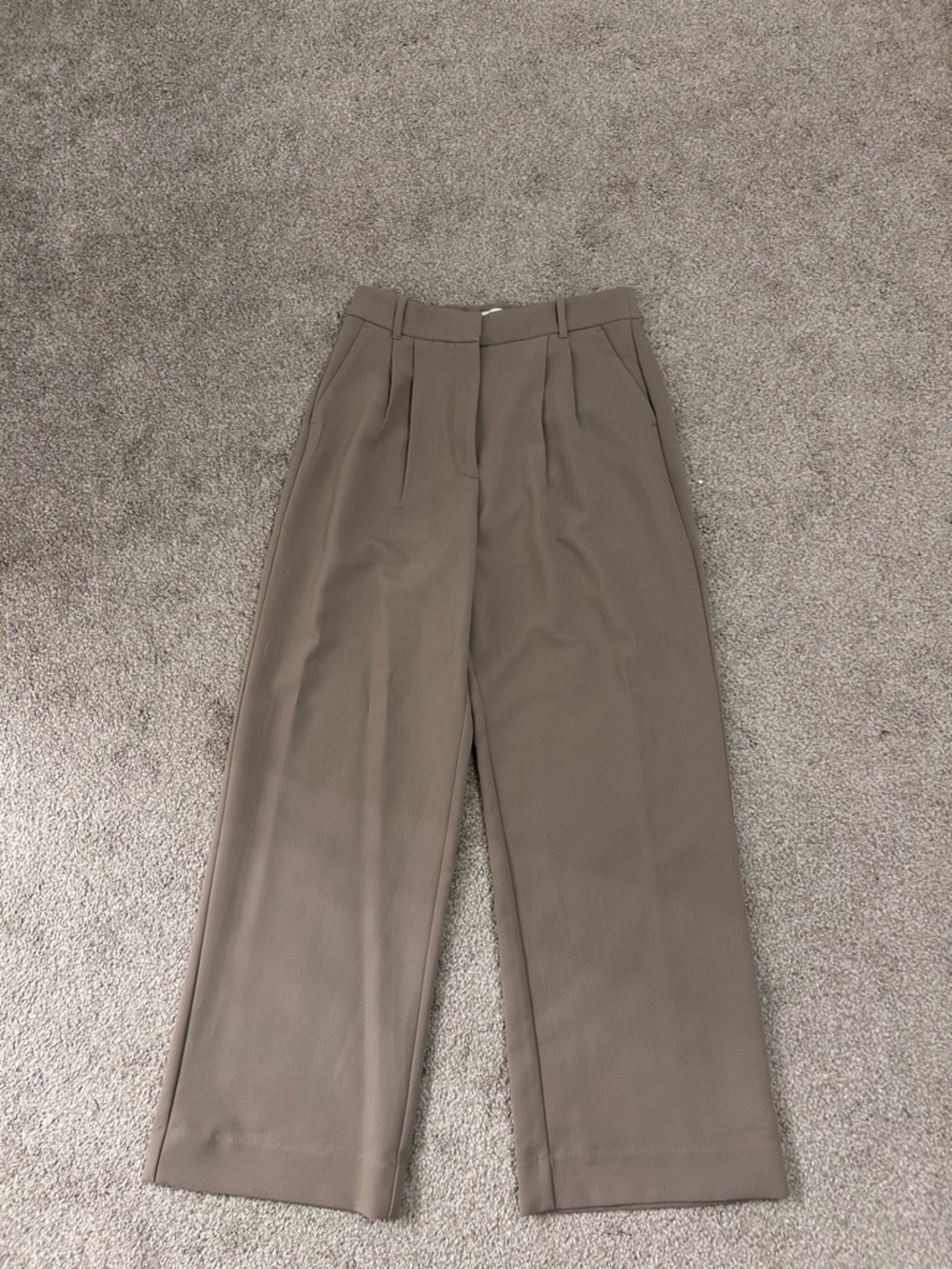 Women’s Abercrombie and Fitch trousers size 30/10R new with tags